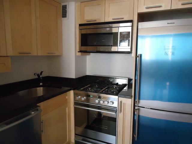 14624811  499 E 34th St for Sale