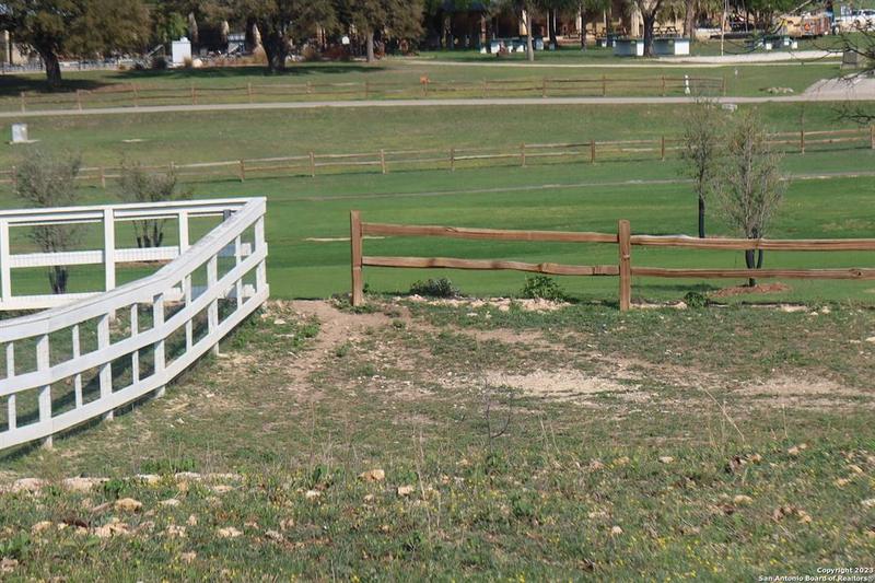 LOT 20 KNOLLWOOD CIR, Bandera, TX 78003 for Sale