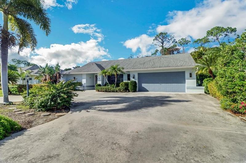 4961 Berkeley Dr, Naples, FL 34112 - MLS 224001472 for Sale