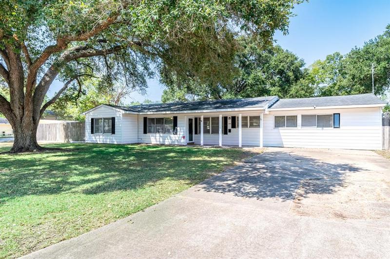 1616 West St, Rosenberg, TX 77471 for Sale