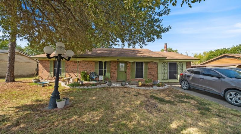 1500 Rand Rd, Kaufman, TX 75142 - MLS 20431146 for Sale