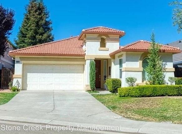 20594 Panoz Rd - Patterson, CA 95363 - Home For Rent
