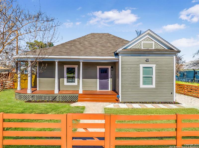 1503 E CROCKETT ST, San Antonio, TX 78202-3044 for Sale
