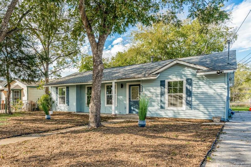 827 WARE BLVD, San Antonio, TX 78214-2917 for Sale