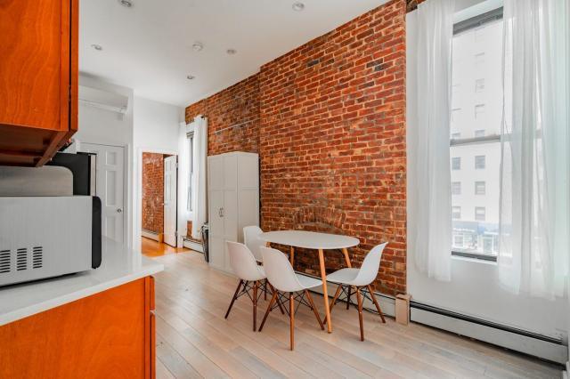 1 Bedroom In New York City New York City 10022-3017 for Rent