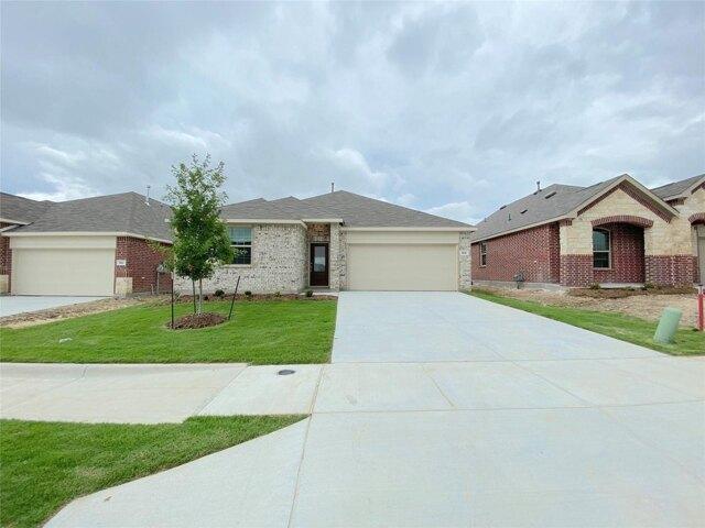 3 Bedroom 2 Bath In Fort Worth TX 76052 for Rent