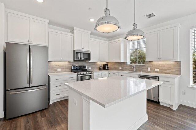 3 Bedroom 2.5 Bath In Frisco TX 75034 for Rent