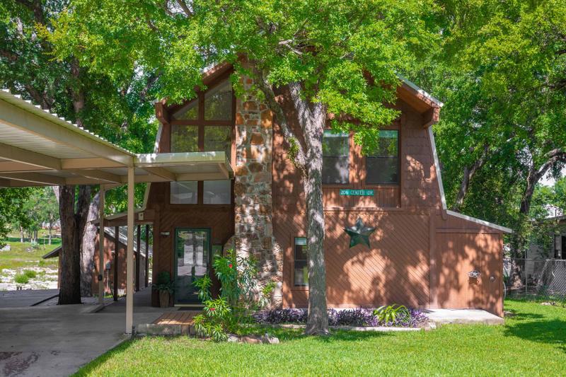 Brownwood, Brown County, TX Lakefront Property, Waterfront Property, House for sale Property ID: 416677917