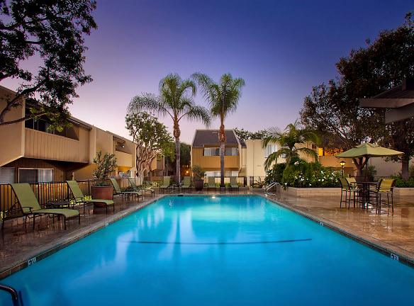 Cerritos Apartments For Rent - Cerritos, CA