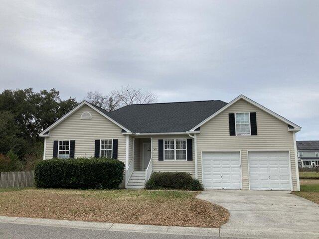 3 Bedroom 2 Bath In Charleston SC 29412 for Rent