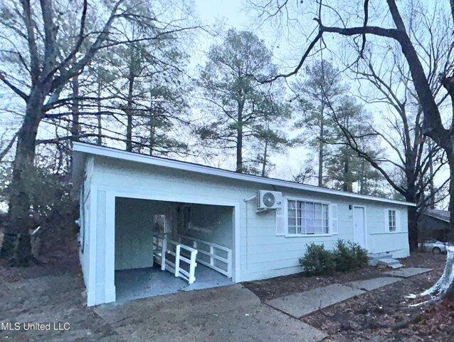 3 Bedroom 1 Bath In Jackson MS 39209 for Rent