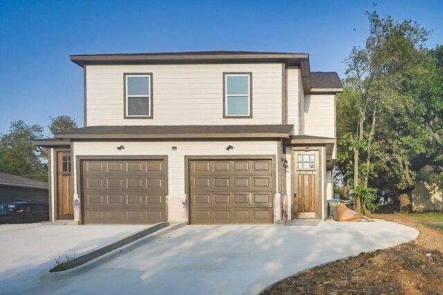 3 Bedroom 2.5 Bath In Fort Worth TX 76104 for Rent