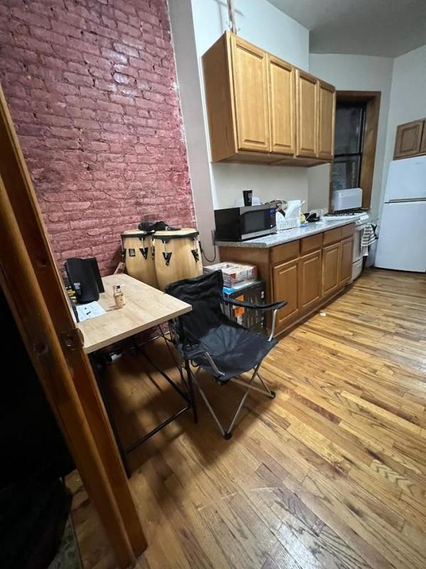 2 bedroom in Manhattan NY 10002 for Rent