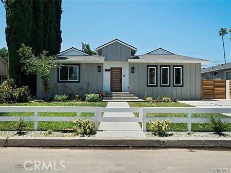 4 Bedroom 3 Bath In Sherman Oaks CA 91423 for Rent