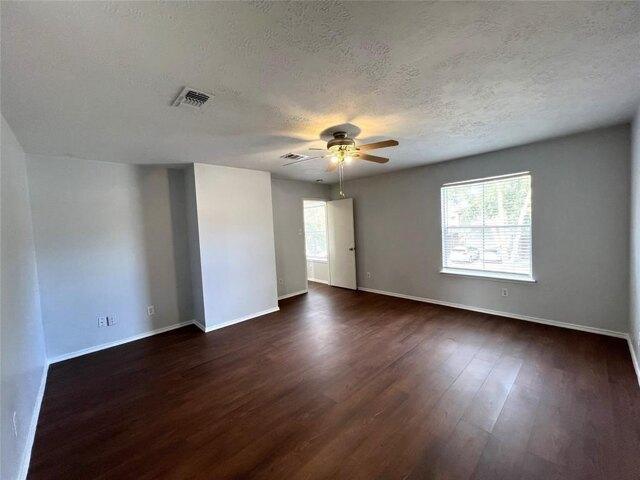 3 Bedroom 2.5 Bath In Houston TX 77082 for Rent