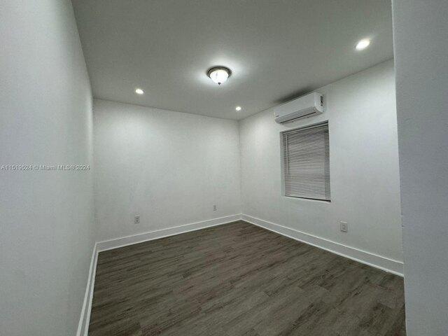 1 Bedroom 1 Bath In Miami FL 33142 for Rent