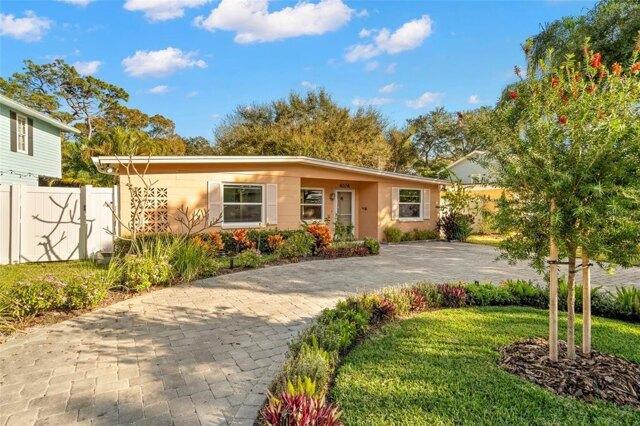 3 Bedroom 1.5 Bath In Tampa FL 33611 for Rent