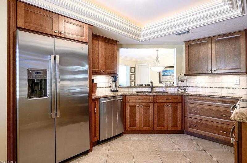 601 Beachwalk Cir #L-104, Naples, FL 34108 - MLS 223023321 for Rent