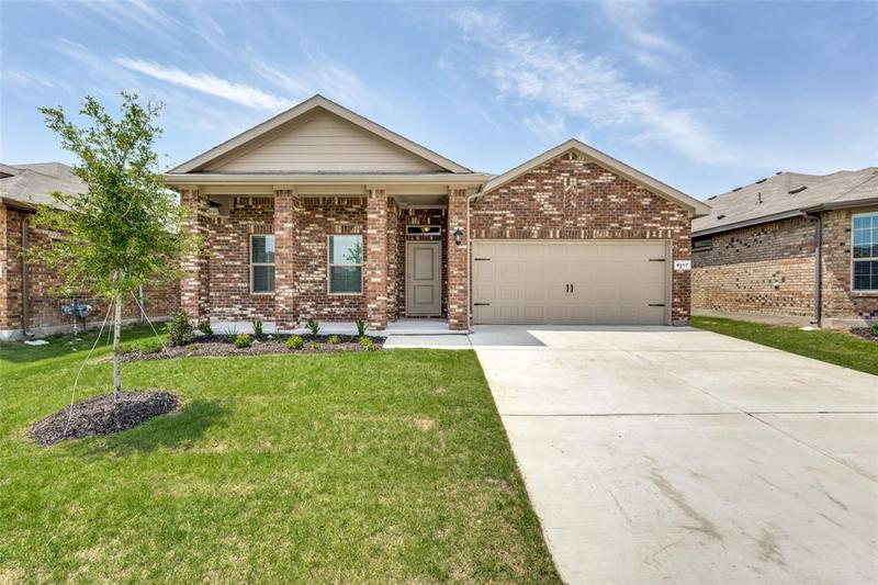 8617 Mirror Lake Rd, Fort Worth, TX 76179 for Rent