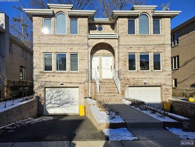 Home For Rent In Palisades Park, New Jersey