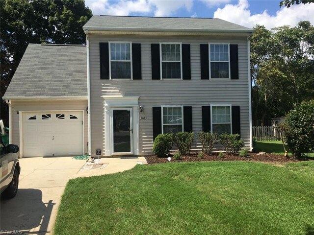 3 Bedroom 2.5 Bath In Jamestown NC 27282 for Rent