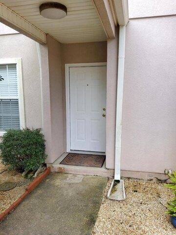 2 Bedroom 2.5 Bath In Navarre FL 32566 for Rent