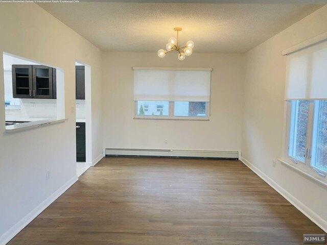 Home For Rent In Fort Lee, New Jersey