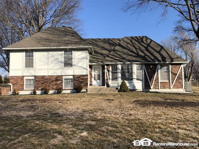 4 Bedroom 2 Bath In Stilwell KS 66085 for Rent