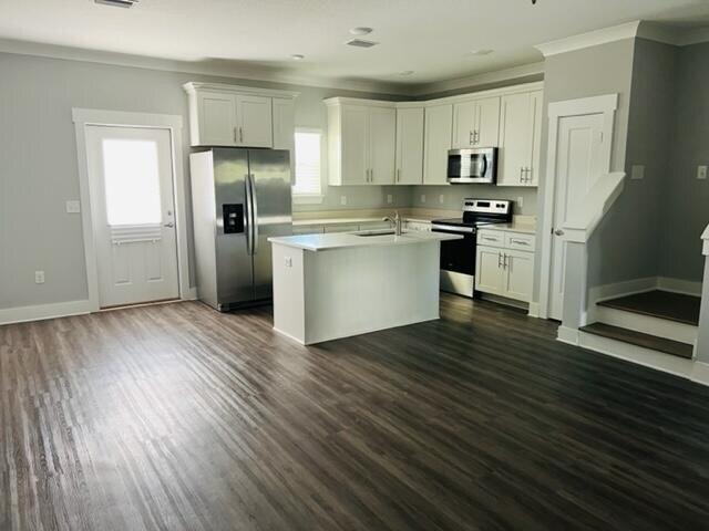 Home For Rent In Freeport, Florida