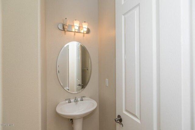 Home For Rent In Newbury Park, California
