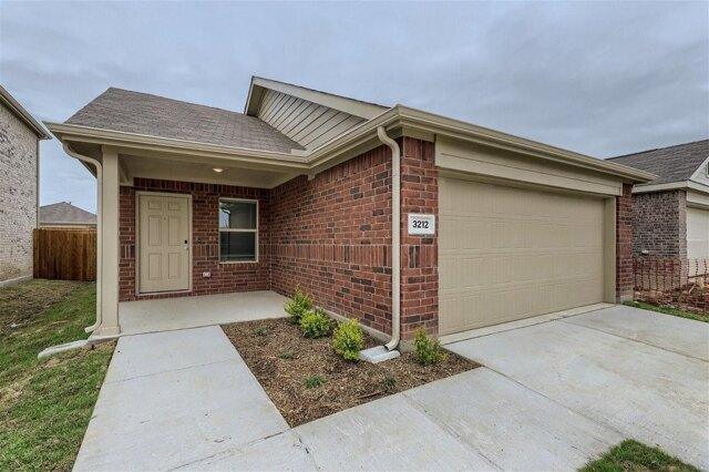 4 Bedroom 2 Bath In Mc Kinney TX 75071 for Rent