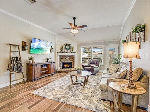 3 Bedroom 2 Bath In Hutto TX 78634 for Rent