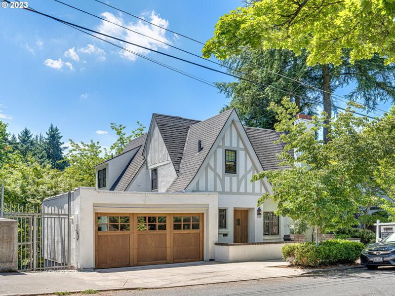 2306 SW MADISON ST, Portland OR 97205 for Sale