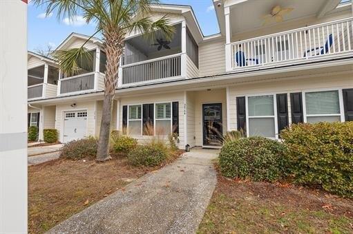 3 Bedroom 3 Bath In Mount Pleasant SC 29466 for Rent