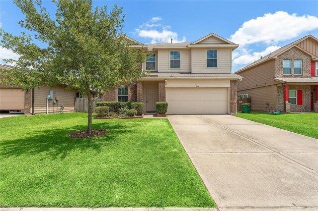 4 Bedroom 2.5 Bath In La Marque TX 77568 for Rent