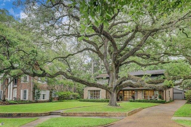 4 Bedroom 3.5 Bath In Houston TX 77019 for Rent