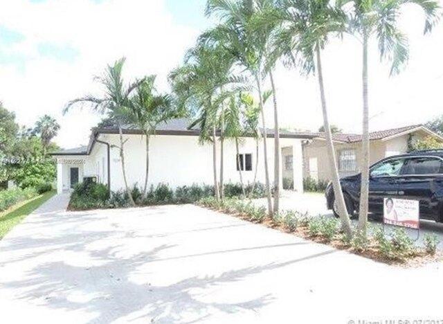 3 Bedroom 2 Bath In Miami FL 33165 for Rent