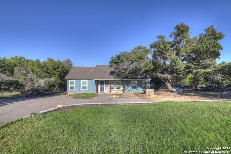 875 Deer Run Pass, Canyon Lake, TX 78133 for Sale