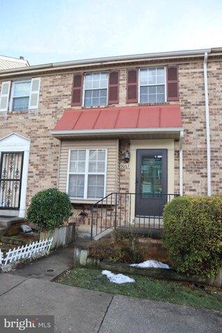 2 Bedroom 3 Bath In Silver Spring MD 20901 for Rent