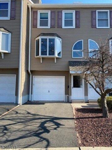 2 Bedroom 1.5 Bath In Rahway NJ 07065 for Rent