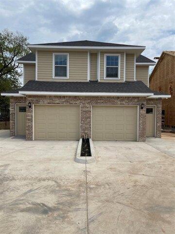 3 Bedroom 2.5 Bath In Fort Worth TX 76104 for Rent