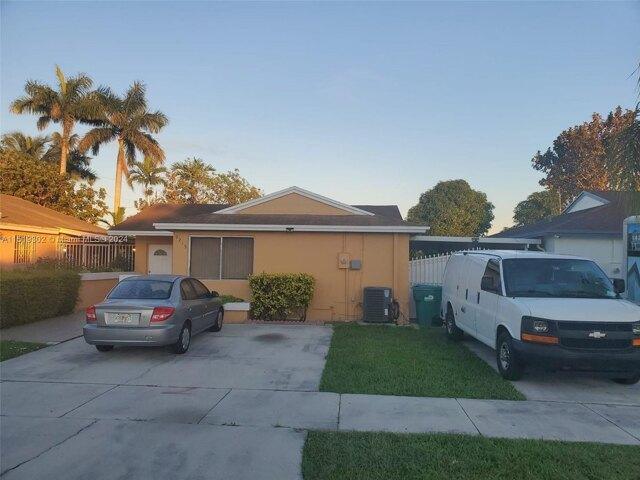 3 Bedroom 2 Bath In Miami FL 33177 for Rent