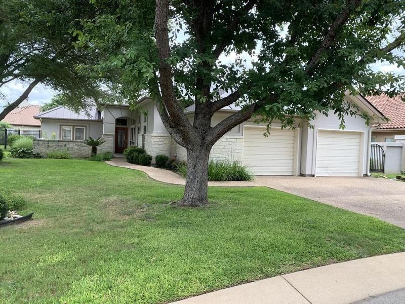 104 San Saba Court, Horseshoe Bay, TX 78657 for Sale