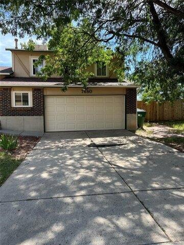 4 Bedroom 2.5 Bath In Littleton CO 80128 for Rent