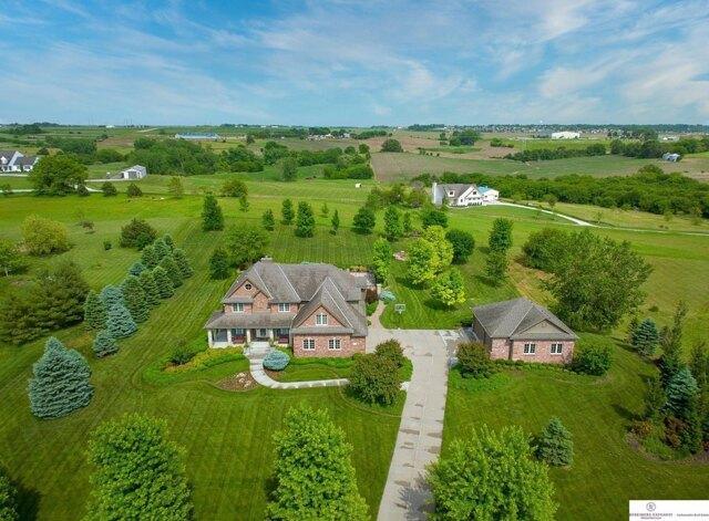 6 Bedroom 5 Bath In Gretna NE 68028 for Rent