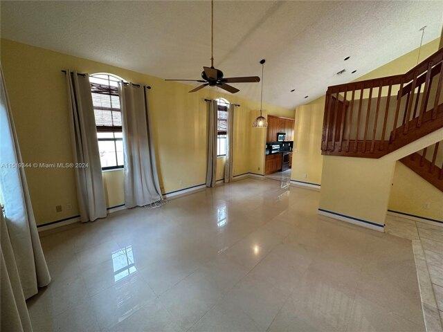 Home For Rent In Davie, Florida