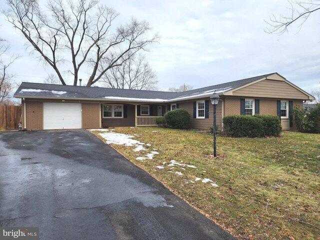 4 Bedroom 2 Bath In Fairfax VA 22033 for Rent