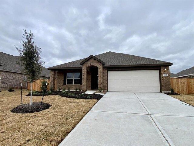 4 Bedroom 2.5 Bath In Rosenberg TX 77469 for Rent