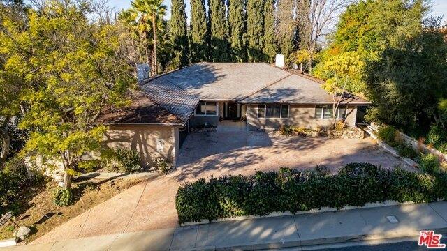 3 Bedroom 3 Bath In Sherman Oaks CA 91403 for Rent