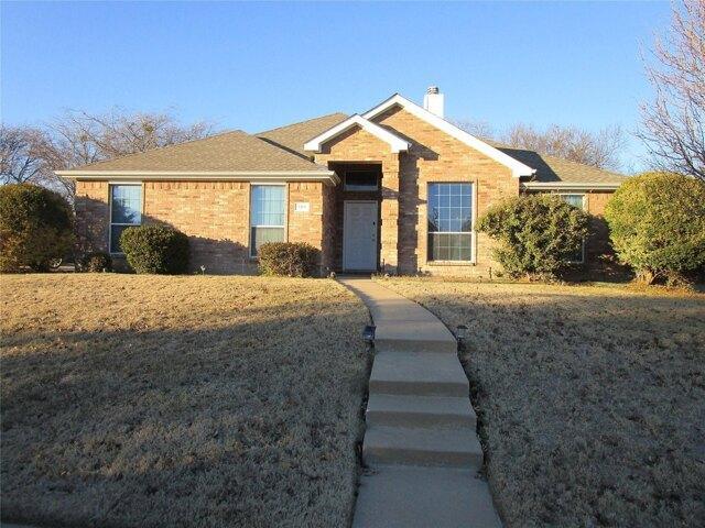 3 Bedroom 2 Bath In Red Oak TX 75154 for Rent